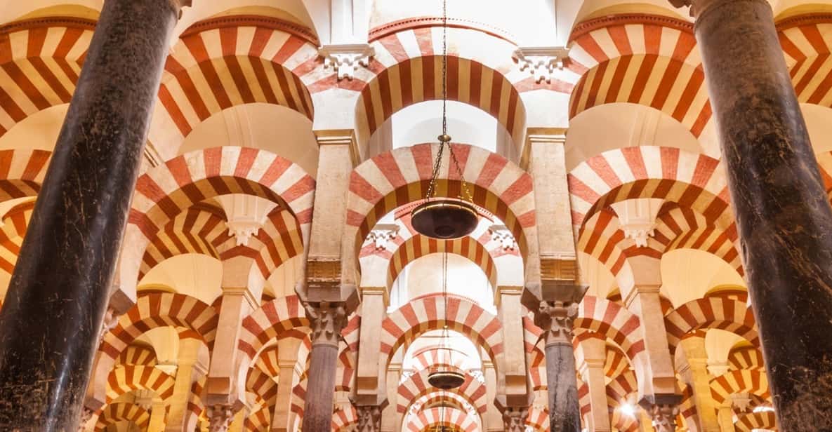 From Seville: Full-Day Tour of Córdoba and Carmona