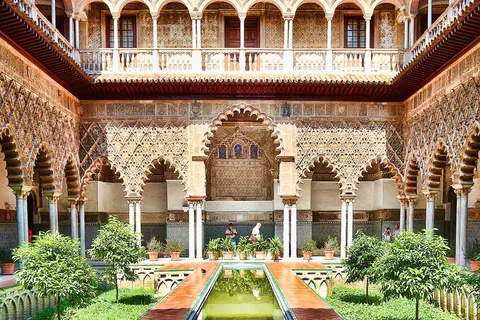 Alcázar Tour with Tickets Included