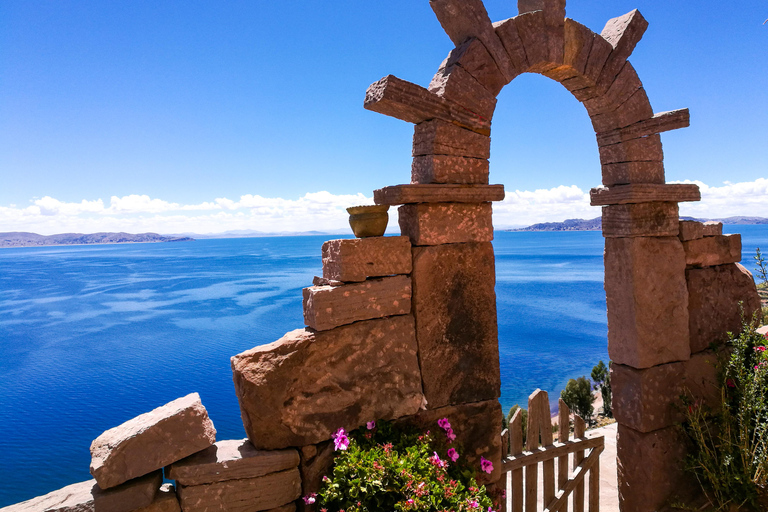 Full-Day Tour of Lake Titicaca and Uros & Taquile