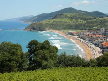 Zarautz, Getaria And Zumaia From San Sebastian