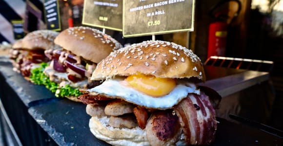 London Foodtour in Soho oder Borough Market mit mehr als 6 Verkostungen