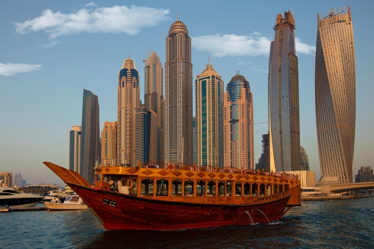 Dubai: Explorer Pass mit 3 bis 7 Attraktionen zur AuswahlDubai Explorer Pass 5 Attraktionen