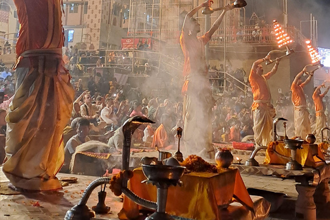 Walking Tour in the old part of the city of Varanasi Walking Tour in the old city of Varanasi