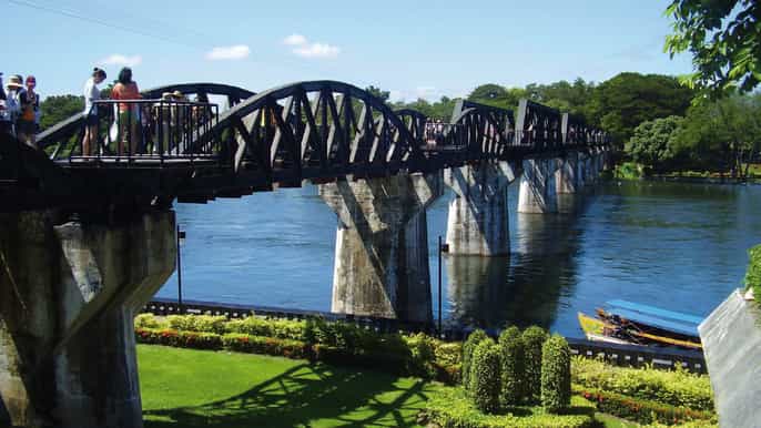 river kwai de 3 días mercado flotante y cascadas de erawan