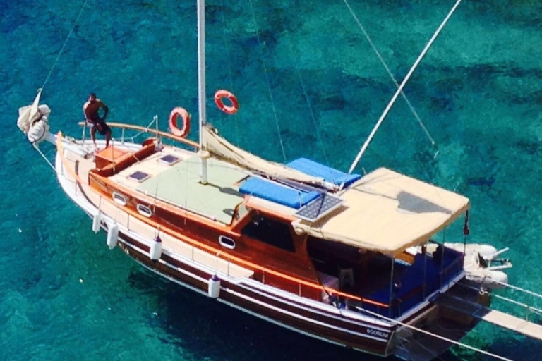 Bodrum: Wycieczka na prywatną wyspę do najpiękniejszych zatokPółwysep Bodrum Prywatna wycieczka łodzią z lunchem