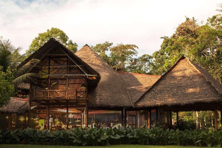 Excursion in the Madre de Dios-Inkaterra Amazon Reserve