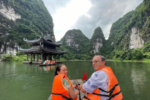 Excursión de lujo de un día a Ninh Binh desde Hanoi (Trang An - Hoa Lu)