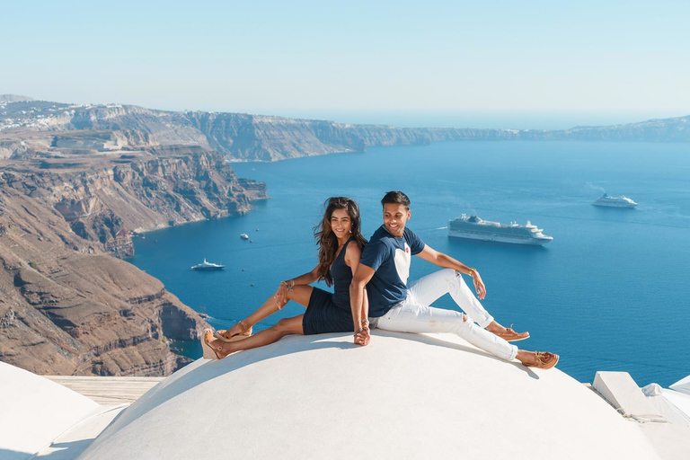 Santorini: Tour privato in auto personalizzabile con una guida locale