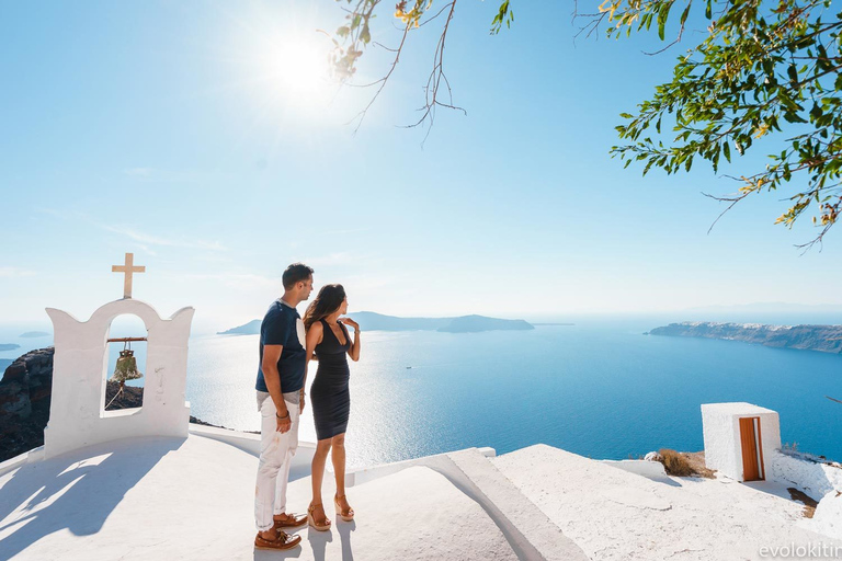 Santorini: Tour privato in auto personalizzabile con una guida locale