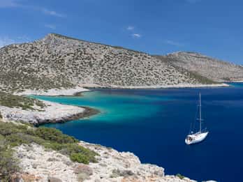 Naxos: Full-Day Small Cyclades Sailing Cruise