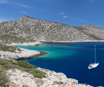 Naxos: Full-Day Small Cyclades Sailing Cruise