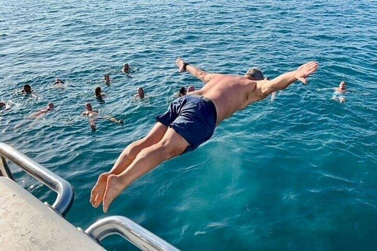 Swim in a Paradise Cove & Enjoy an Amazing Underwater View From Santa Margarita