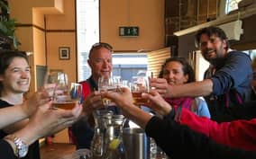 Glasgow: Walking Tour With Beer Tasting