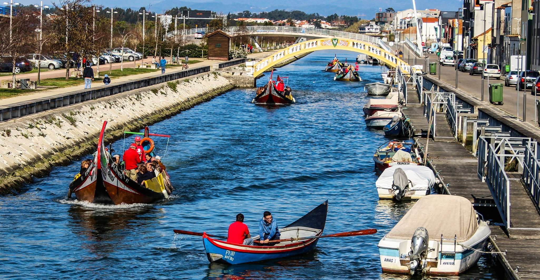 Aveiro, Traditional Moliceiro Boat Tour - Housity