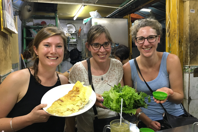 Ho Chi Minh City: Saigon Flavors Private Walking Food Tour