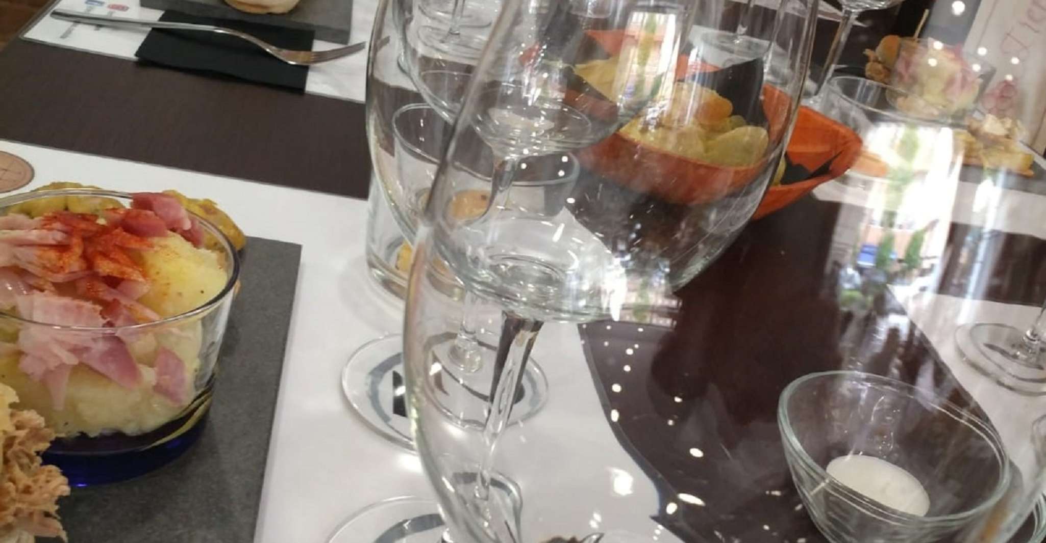 Córdoba, Weinprobe am lokalen Abend - Hizvo