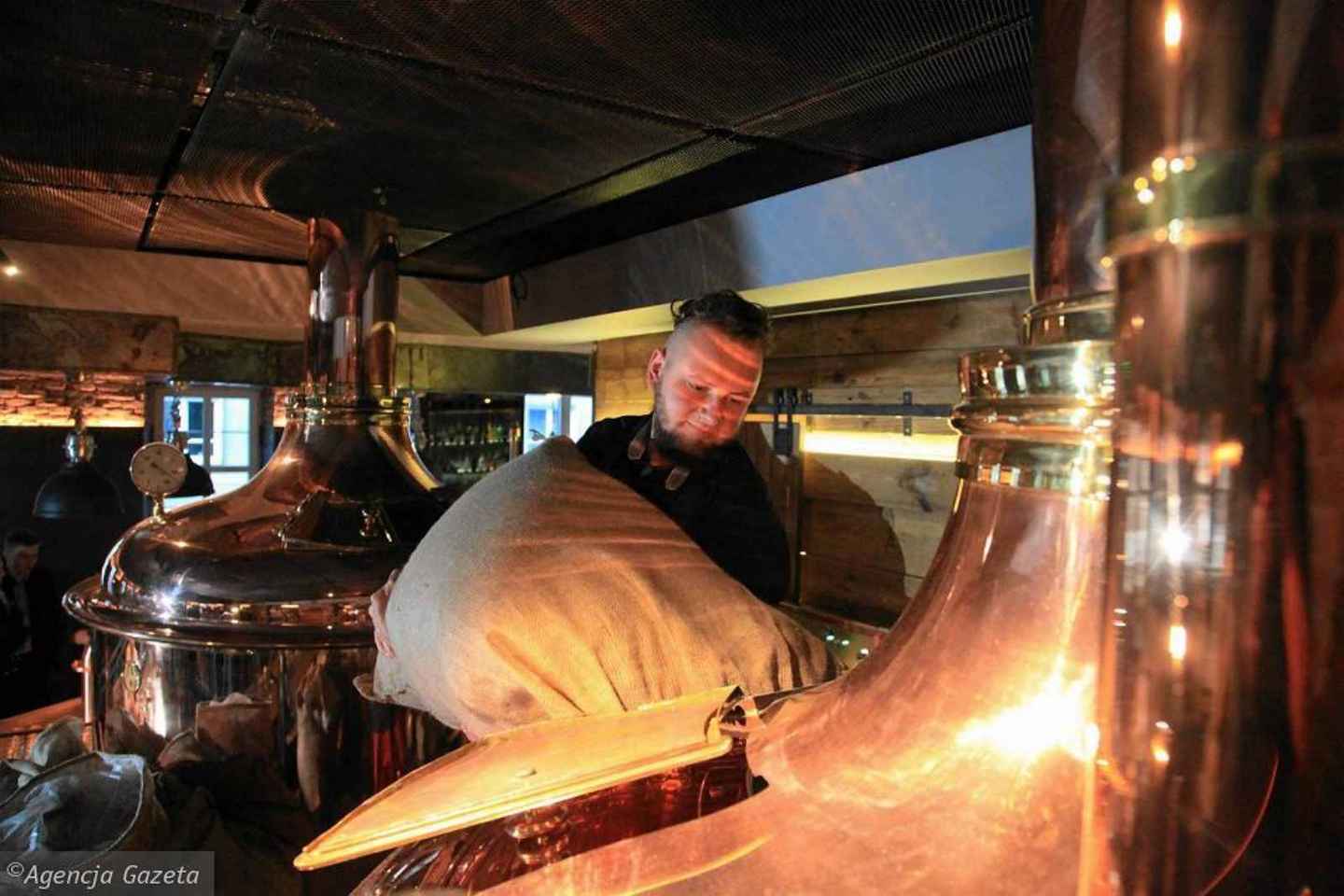 探索弗罗茨瓦夫:导览啤酒品鉴之旅