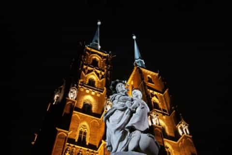 Wroclaw at Night: 2-Hour Guided City Tour