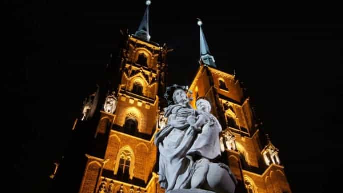 wroclaw at night 2hour guided city tour