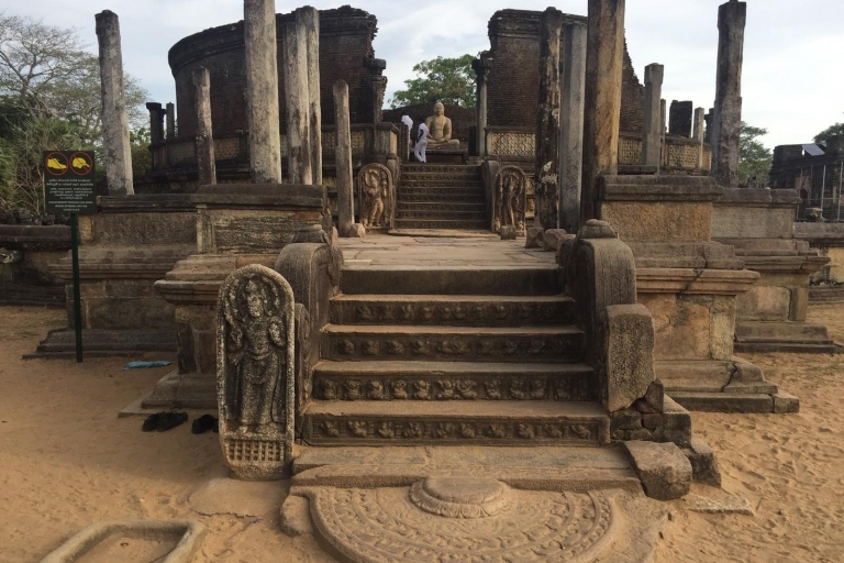Dambulla: tour todo incluido de Polonnaruwa y Sigiriya