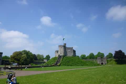 Cardiff: City Center Walking Tour