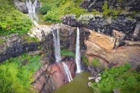 Seven Waterfalls Abseiling and Canyoning Guided Experience