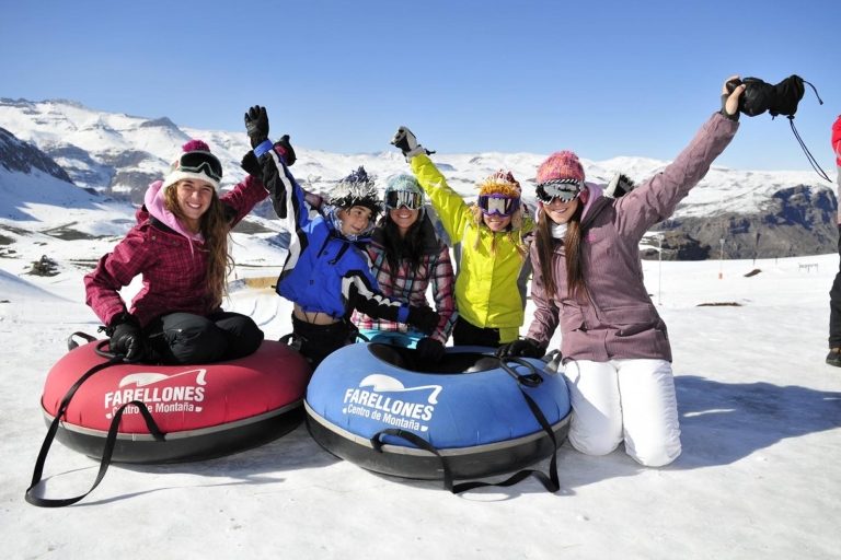 Santiago : Visite d'une journée de neige au centre de ski El ColoradoVisite avec entrée au parc de neige de Farellones