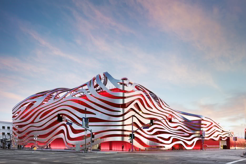 Los Angeles: Petersen Automotive Museum – Eintritt &amp; Vault-Zugang