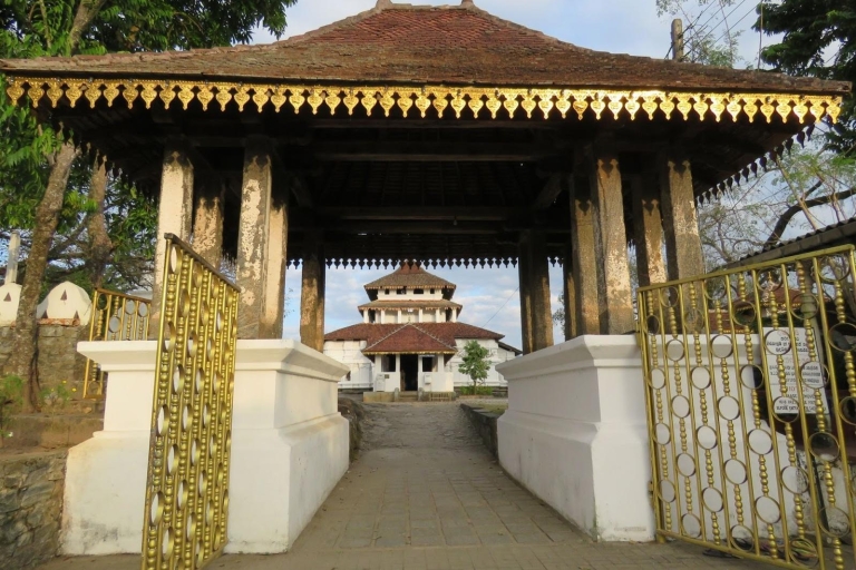 Kandy: recorrido histórico todo incluido de tres templos