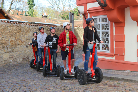 Praag: 4 uur Segway- en scootertocht met lunch en drankjesPrivé 4 uur Segway- en scootertocht met lunch en drankjes