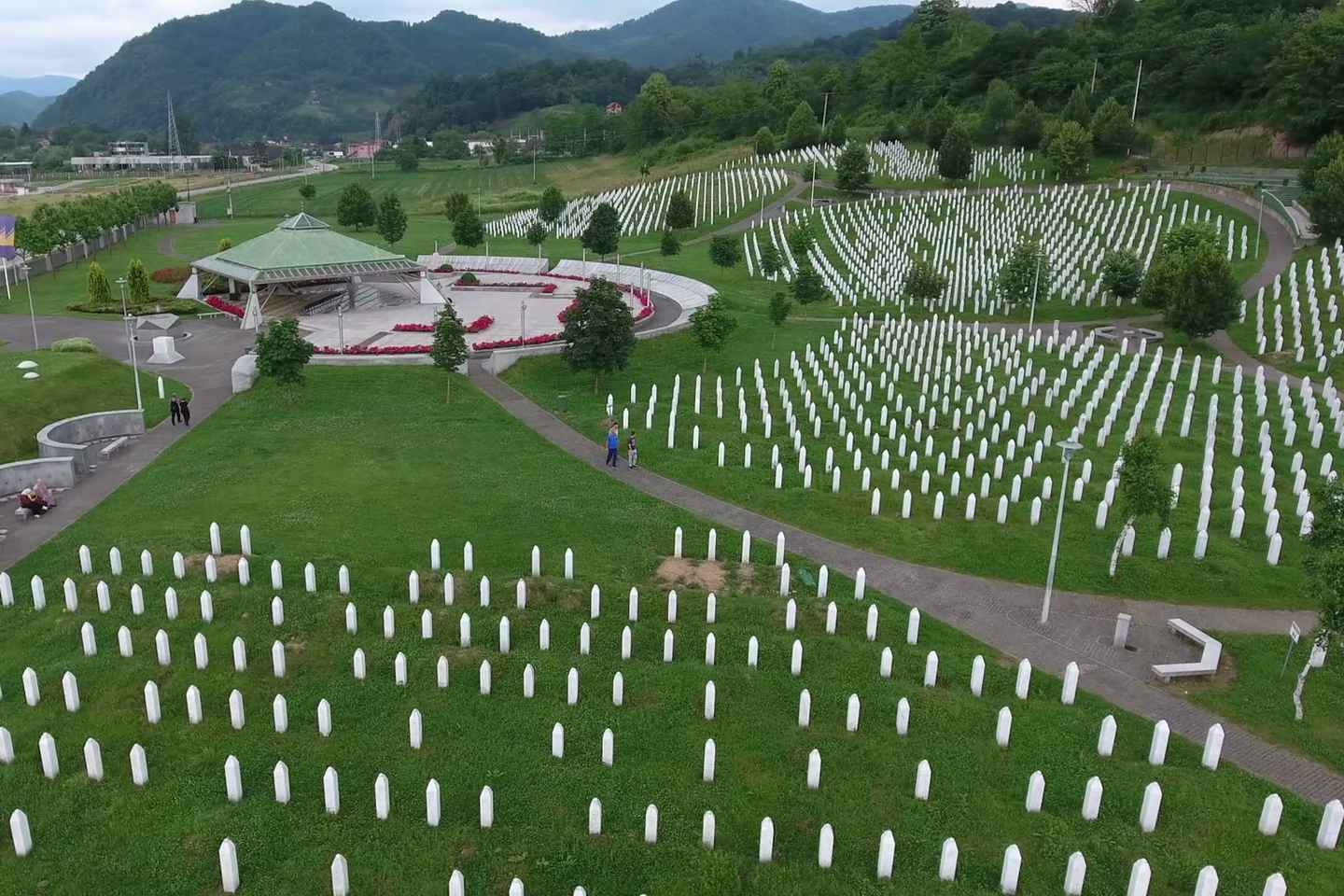 Sarajevo: Srebrenica Genocide Memorial and Testimonial Tour