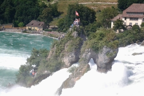 Prywatna wycieczka do Rhine Falls i Schaffhausen z ZurychuZ Zurychu: Prywatne wodospady Renu i wycieczka do Szafuzy