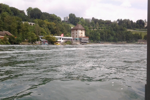 Prywatna wycieczka do Rhine Falls i Schaffhausen z ZurychuZ Zurychu: Prywatne wodospady Renu i wycieczka do Szafuzy