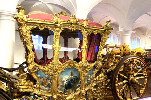 Munich Nymphenburg Palace Tickets and Tour, Carriage Museum 2-hour: Tour in German