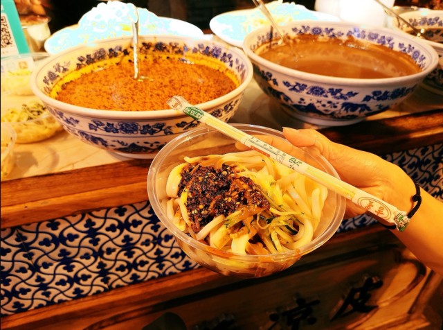 Visit Xi'an Muslim Quarter Night Market Foodie Walking Tour in Xi'an