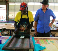 Von Darwin, Tiwi Islands Kulturtag Tour mit der Fähre - Hizvo