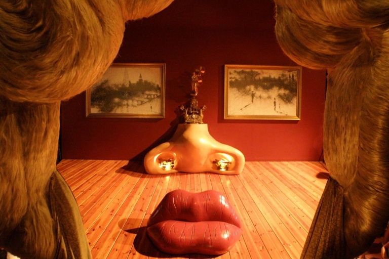 Ab Girona: Dalí Museum & Girona Kleingruppen-Tour