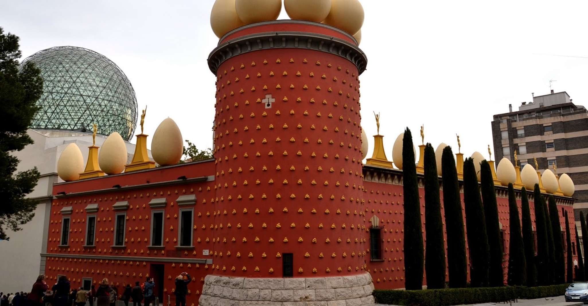 Von Girona, Dalí Museum und Girona Small Group Tour - Hizvo