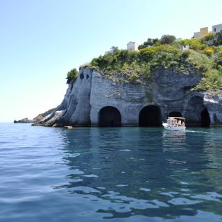 Ponza Island 5-Hour Boat Tour