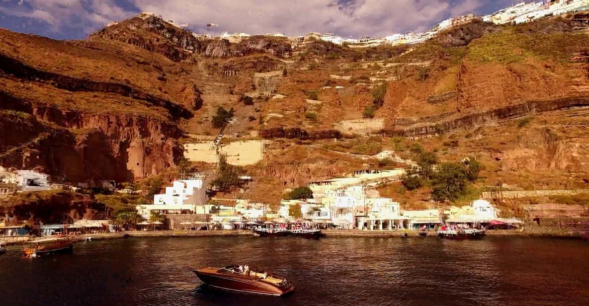 Santorini: Luxurious Private Cruise on a Motor Yacht