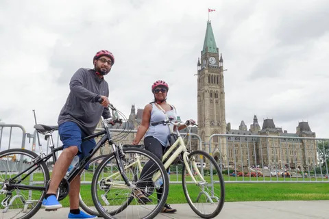 Ottawa : 4 ou 8 heures de location de vélo avec visite autonome