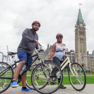 Ottawa: 4 or 8-Hour Bike Rental with Self-Guided Tour