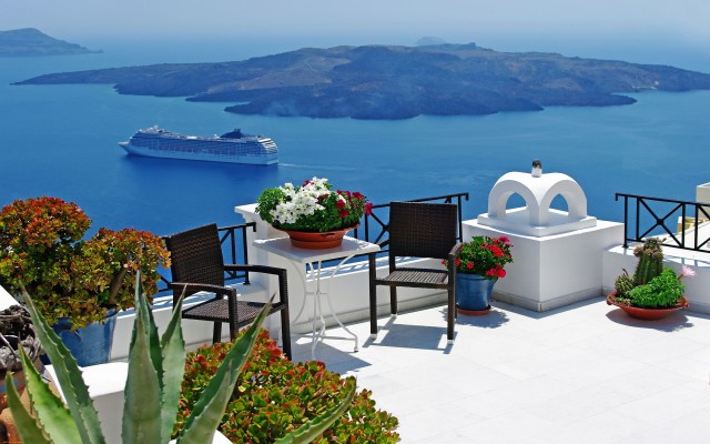 Visit Santorini Half-Day Customizable Private Island Guided Tour in Sikinos, Greece