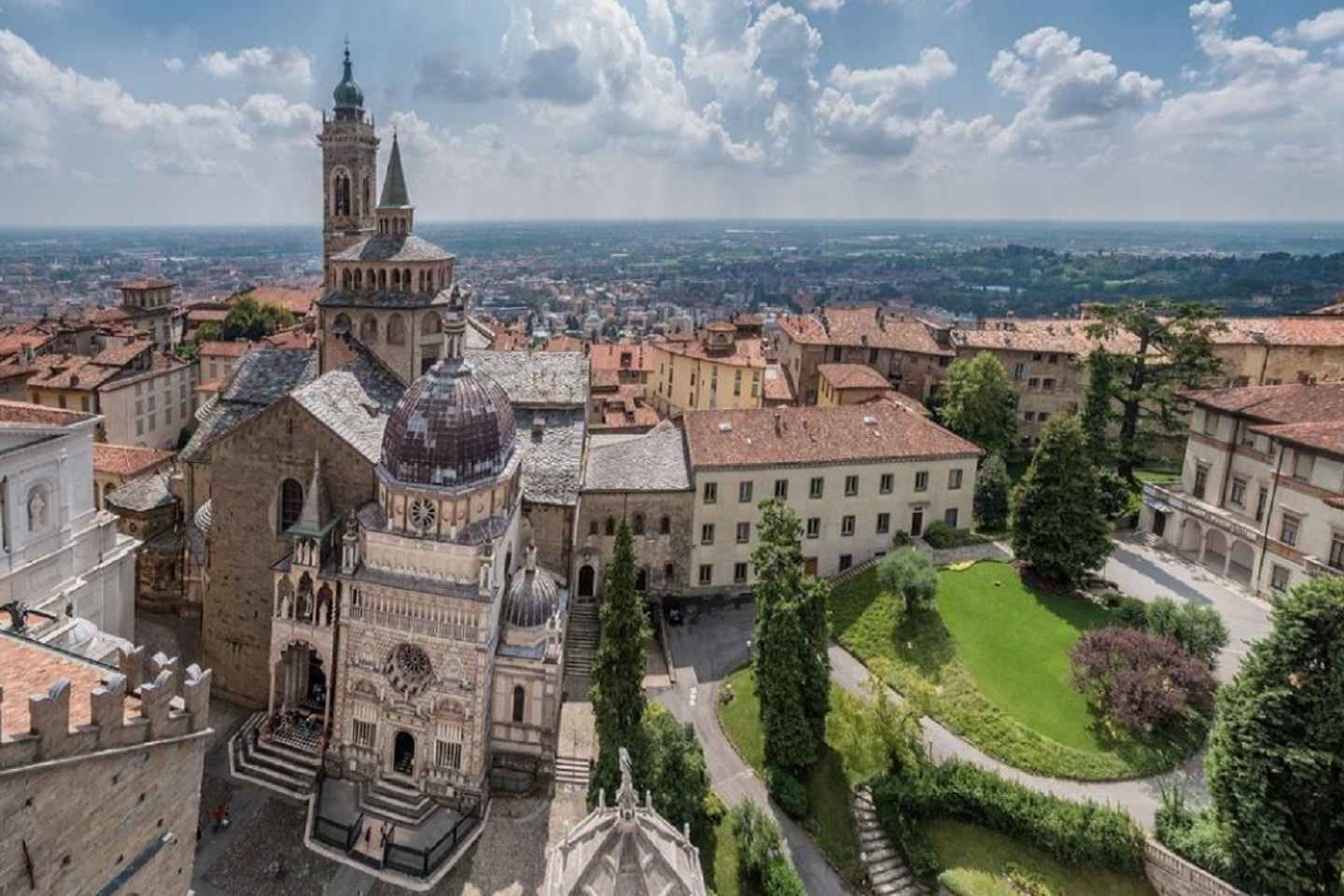 Ab Mailand: Tagestour Bergamo-Oberstadt