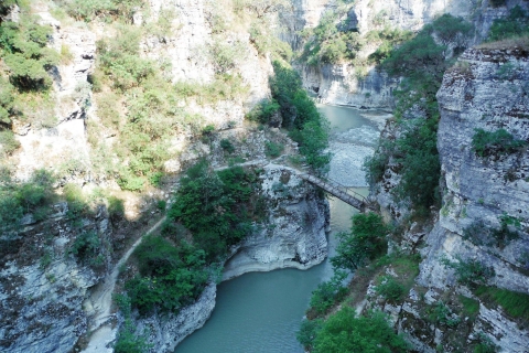 Ab Berat: Tour zur Osum-Schlucht und zum Bogove-WasserfallBerat: Tour in der Osum-Schlucht
