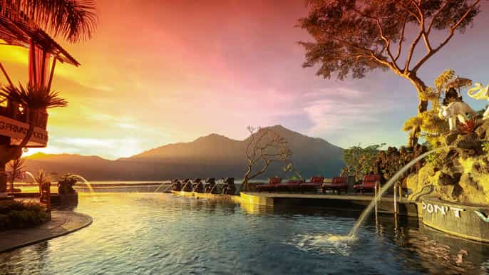 lake batur natural hot spring experience