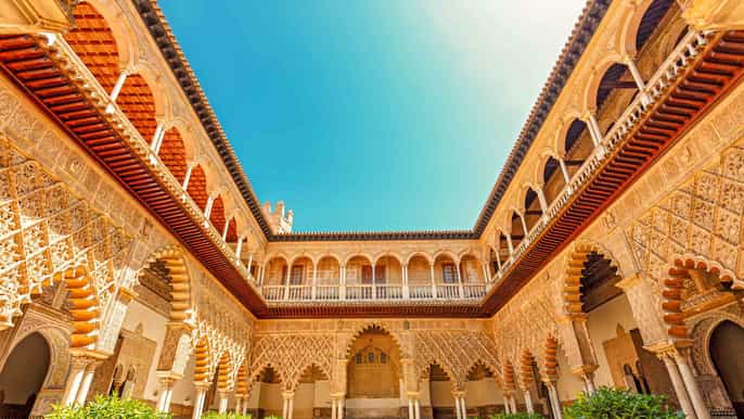 Alcázar of Seville: Guided Palace Tour with Priority Access