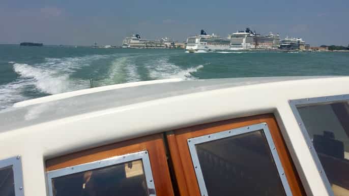veneza transfer particular de barco do terminal de cruzeiros para o hotel
