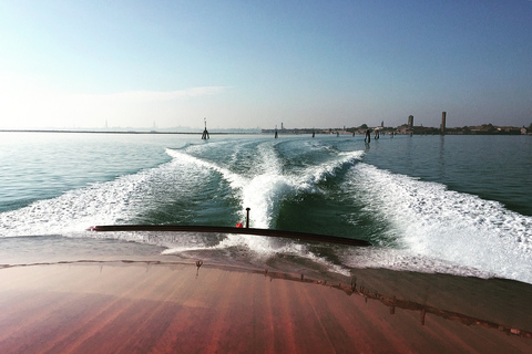 Venice: Private Boat Transfer from Cruise Terminal to Hotel