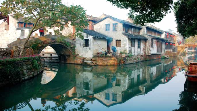 zhouzhuang half day tour with zhang hall and shen hall